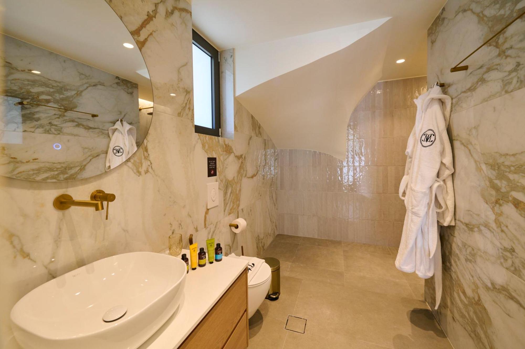 Monarco Executive Rooms Rhodes City Zewnętrze zdjęcie